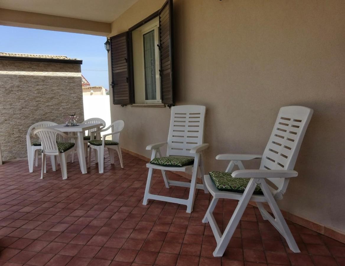 Вилла La Pietra Bianca Portopalo Di Capo Passero Экстерьер фото